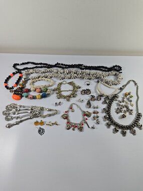 Halloween Costume Jewelry Lot Mixed 25pc Skulls Necklaces Bracelets Holiday
